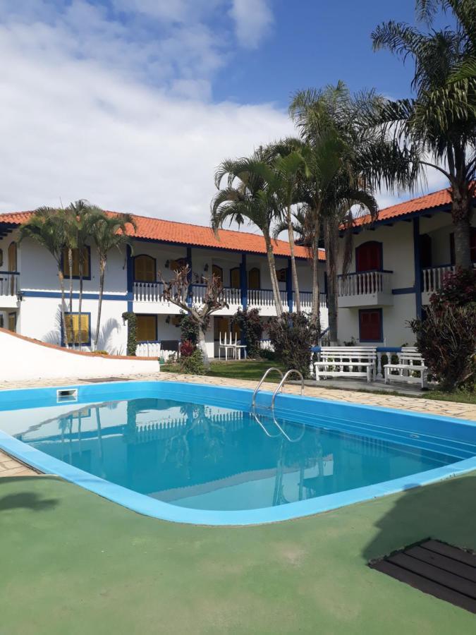 אפרטהוטל בומבינאס Residencial Colonial Amarelo A 150M Da Praia De Mariscal מראה חיצוני תמונה